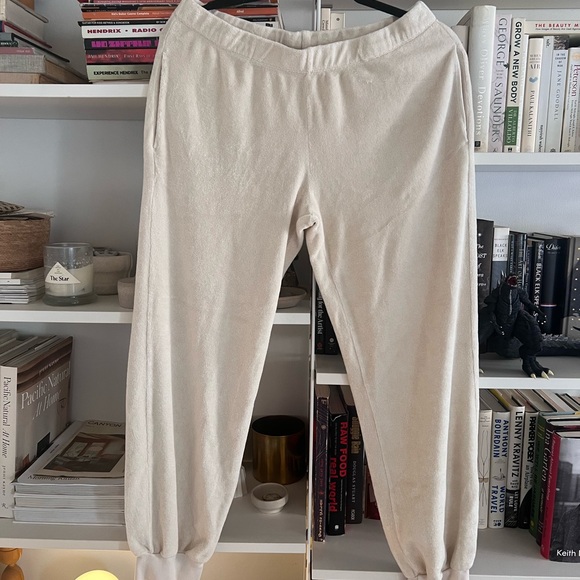 Suzi Kondi Beige Joggers - Picture 4 of 6